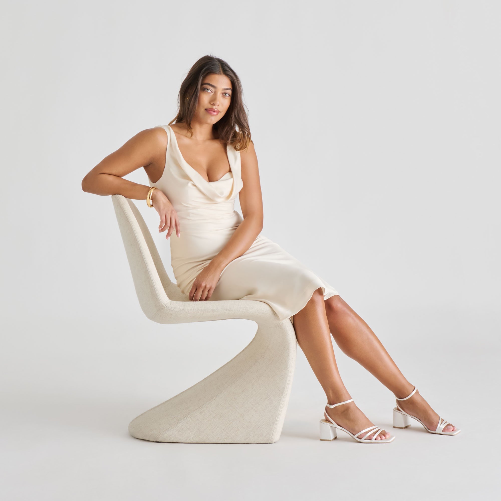 Ysabel True White Satin Heels / Dolce Vita
