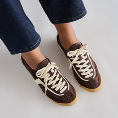 Sariya Dk Brown Nylon Sneakers / Dolce Vita