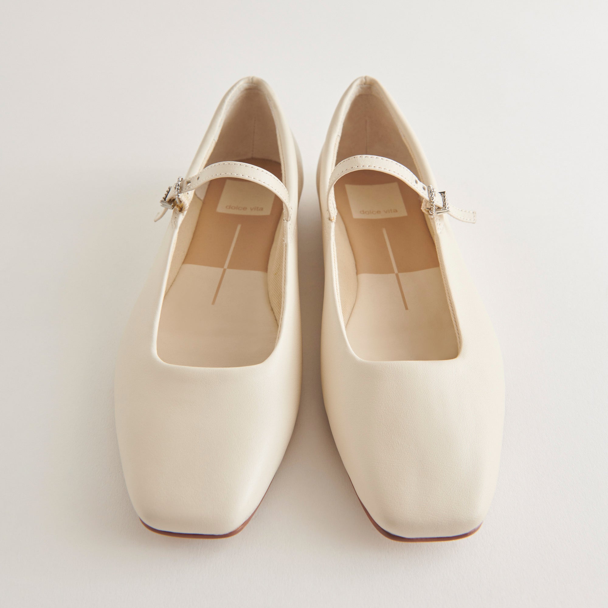 Reyes Wide Ballet Flats Ivory Leather | Ivory Ballet Flats
 – Dolce Vita / Dolce Vita