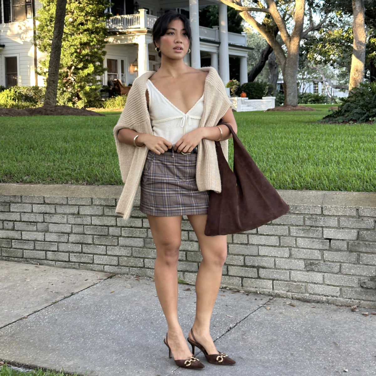 Marie Chocolate Suede Tote / Dolce Vita
