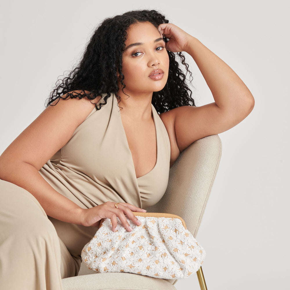 FIORE CLUTCH EMBROIDERED NATURAL RAFFIA
 – Dolce Vita / Dolce Vita