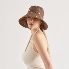 STRAW CLOCHE WITH CHARMS BROWN
 – Dolce Vita / Dolce Vita