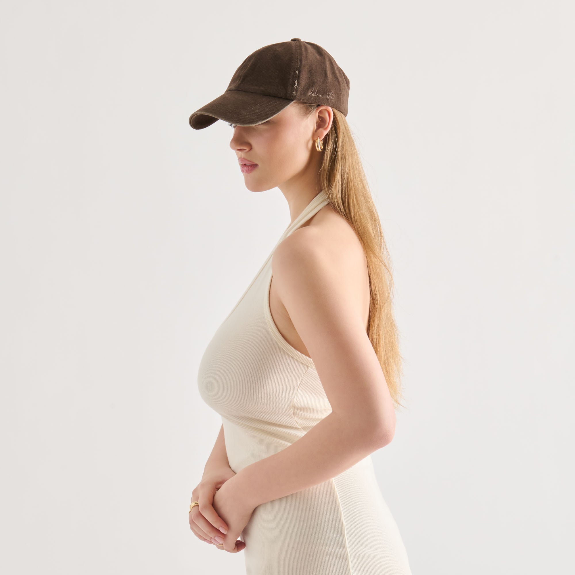 Distressed Dark Brown Baseball Cap with Embroidery / Dolce Vita